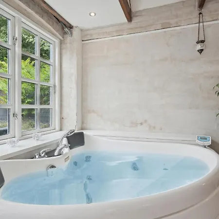 בית נופש Awesome In With Wifi